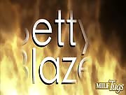 Peep Betty Blaze With Awesome MILF Handjobbery Skills